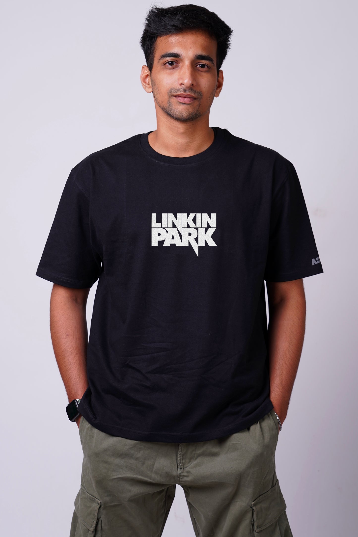 The "LINKIN PARK" T-shirt