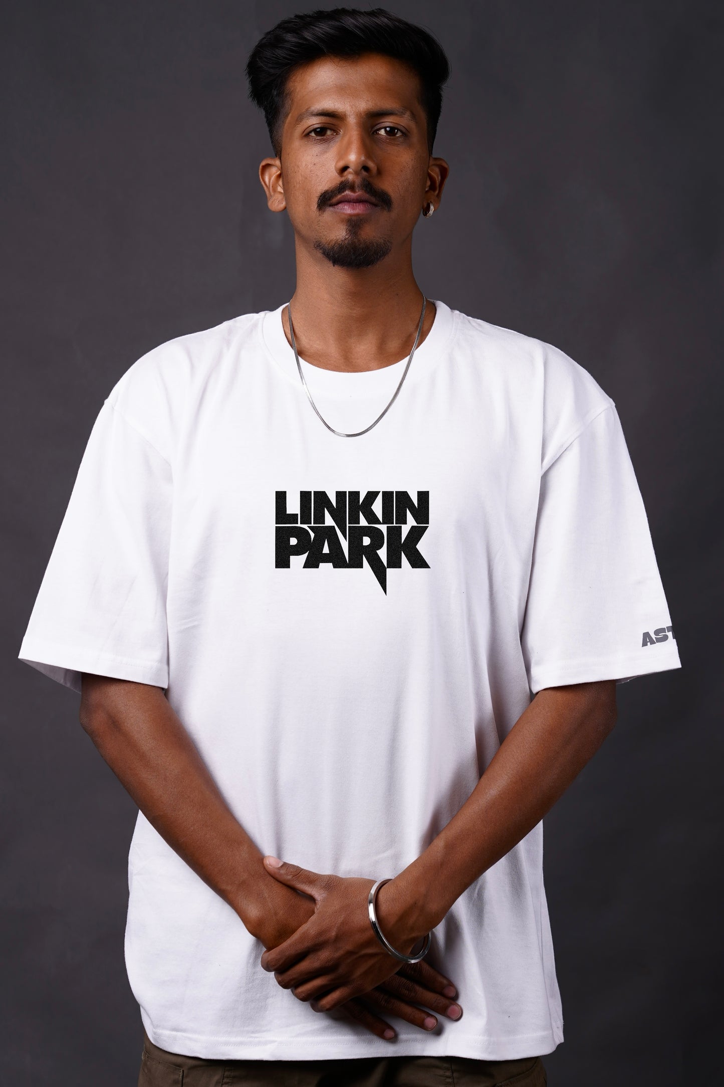 The "LINKIN PARK" T-shirt